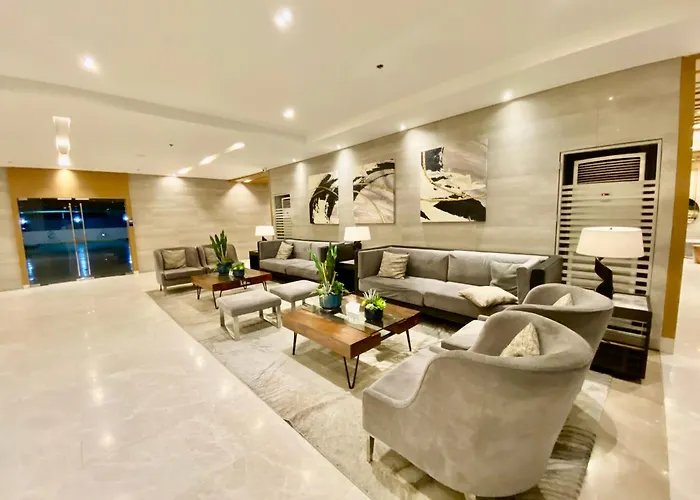 Calix Aparthotel *